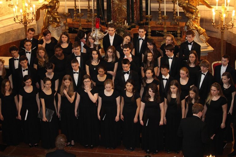 Musical Extravaganza: Choral Society’s Christmas Concerts Impress