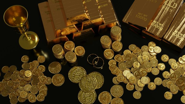 Gold and Oil Markets: Calm Pre-Holiday Trading Ahead?