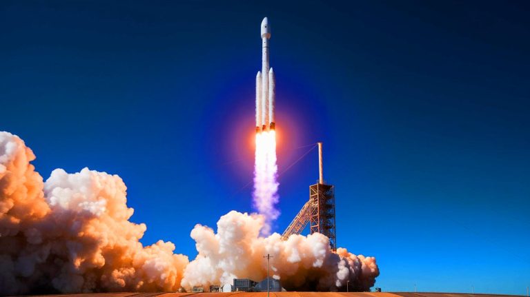 “SpaceX on the Brink”: a rival US firm’s insane 250-satellite mega-launch threatens to bankrupt Musk’s empire and rewrite the rules of the space race