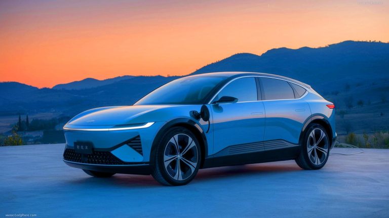 This Chinese Hybrid EV With 746-Mile Range and 30-Minute Fast Charge Is Redefining Everything Americans Thought About Electric Cars