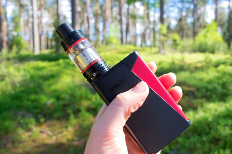 E-Cigarette Market Faces Turbulent Shift: “Unprecedented 25% Decline” Sparks Industry-Wide Panic and Urgent Reforms